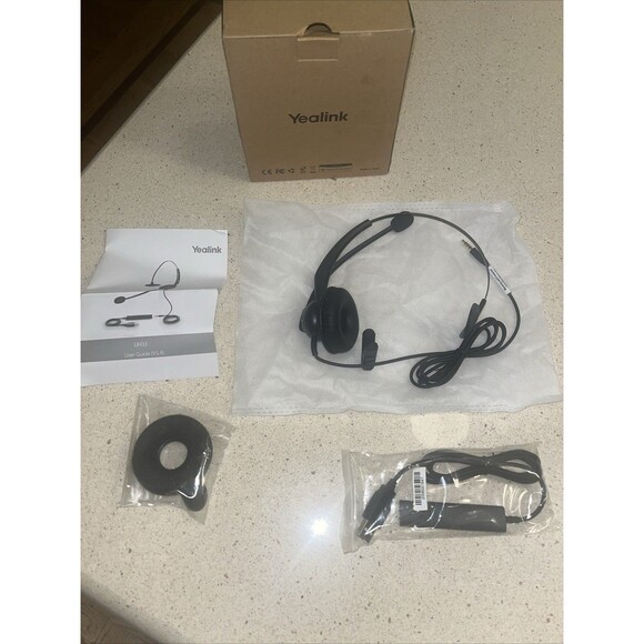 Yealink UH33 Wideband USB Headset for IP Phones LED Indicator USB/3.5mm - Picture 1 of 7